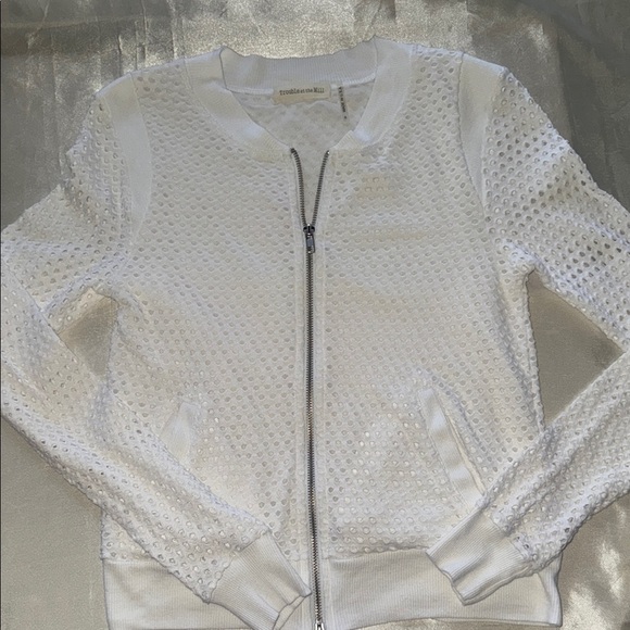 Trouble at the Mill White Mesh Bomber Style Top Full Zip Sz Small - Picture 8 of 9